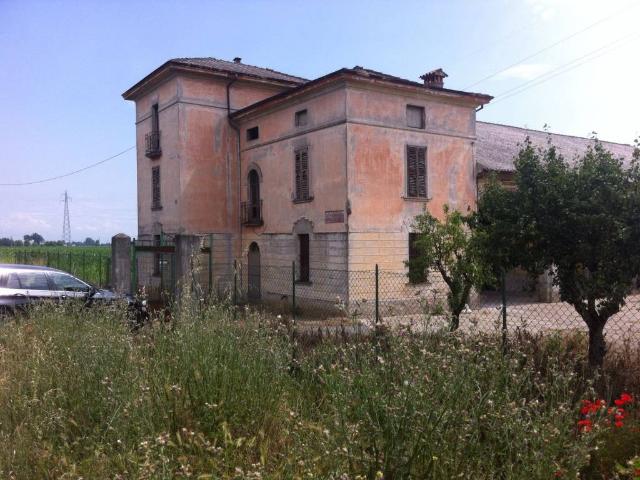 Rustico in vendita a Pontevico, Brescia