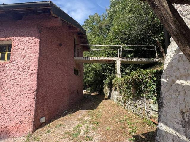 Rustico in vendita a Pontinvrea, Liguria