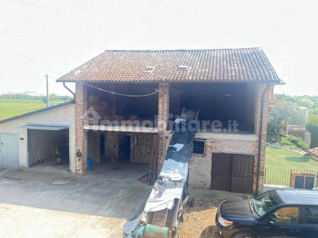 Rustico in vendita a Pontirolo Nuovo, Lombardia