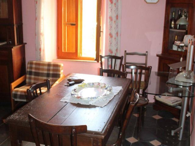 Rustico in vendita a Montelungo Terme, Pontremoli
