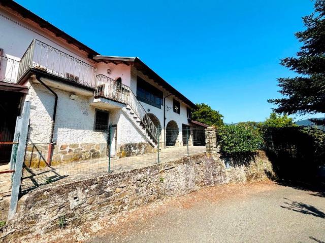 Rustico in vendita a Pontremoli, Toscana