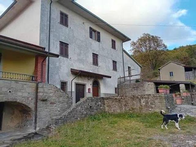 Rustico in vendita a Pontremoli, Toscana