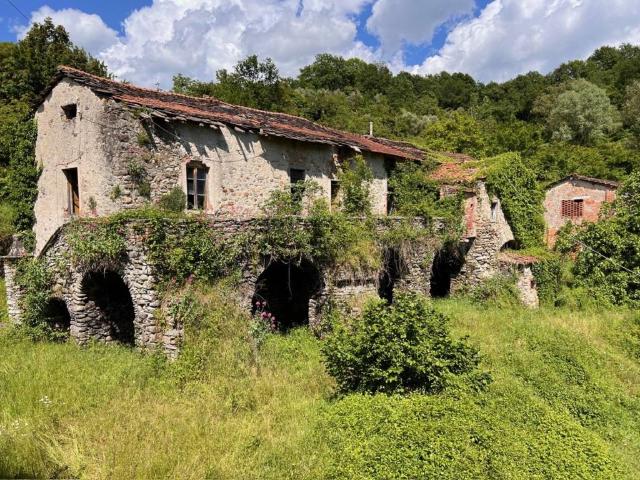 Rustico in vendita a Pontremoli, Toscana