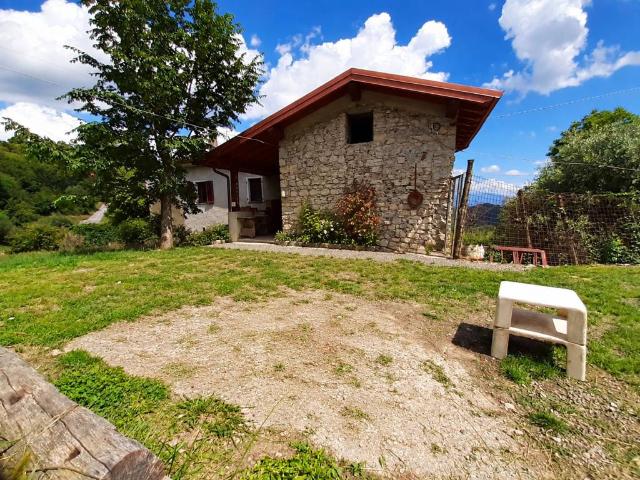Rustico in vendita a Careola, Pontremoli