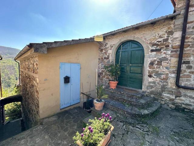 Rustico in vendita a Molinello, Pontremoli