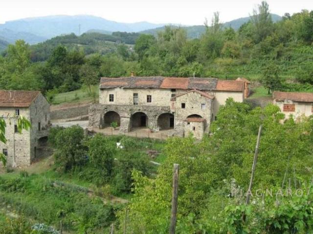 Rustico in vendita a Santissima Annunziata, Pontremoli