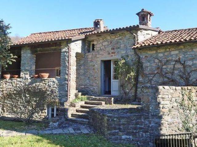 Rustico in vendita a Cavezzana Gordana, Pontremoli