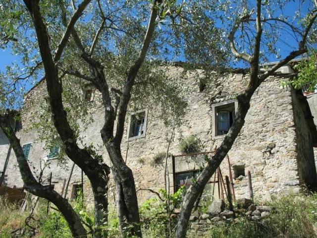 Rustico in vendita a Pontremoli, Toscana