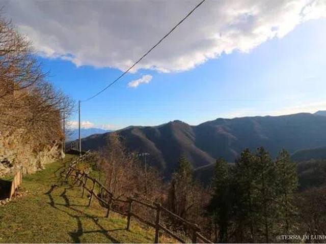 Rustico in vendita a Arzelato, Pontremoli