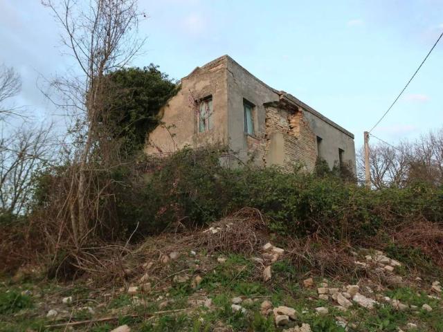 Rustico in vendita a Torchiaro, Ponzano di Fermo