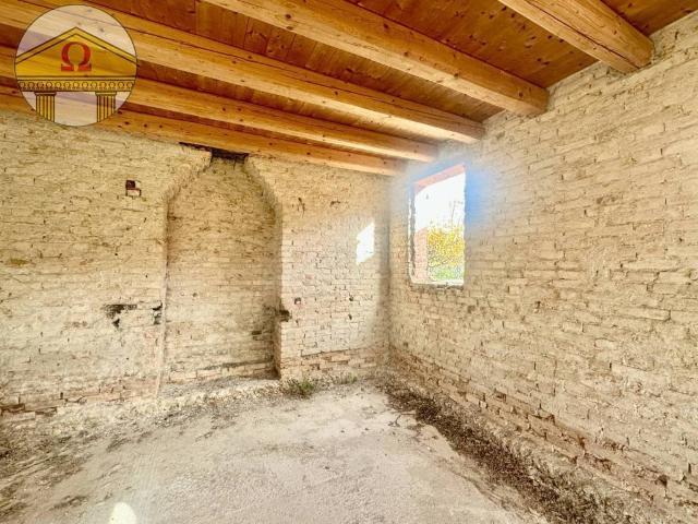 Rustico in vendita a Ponzano Veneto, Barrucchella