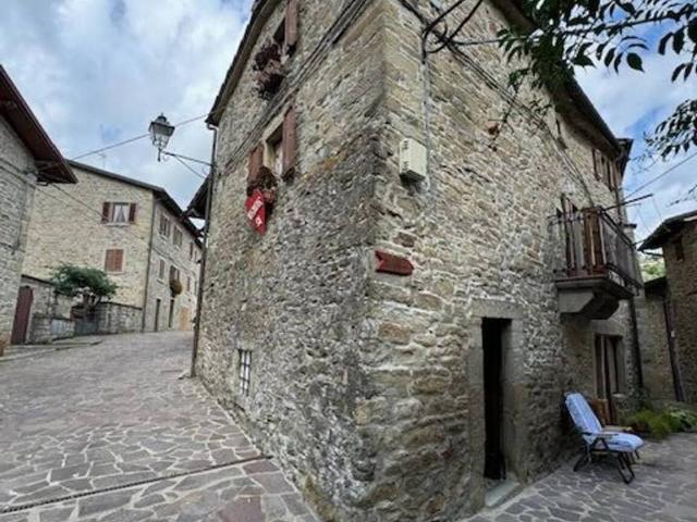 Rustico in vendita a Sambrona, Poppi