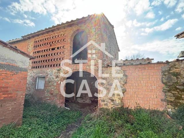 Rustico in vendita a Porcari, Toscana