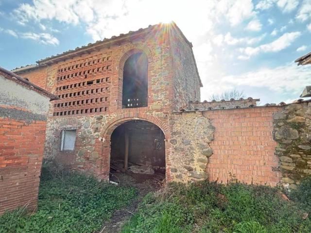 Rustico in vendita a Porcari, Toscana
