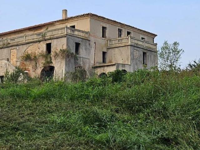 Villa Indipendente in vendita a Marche, Fermo