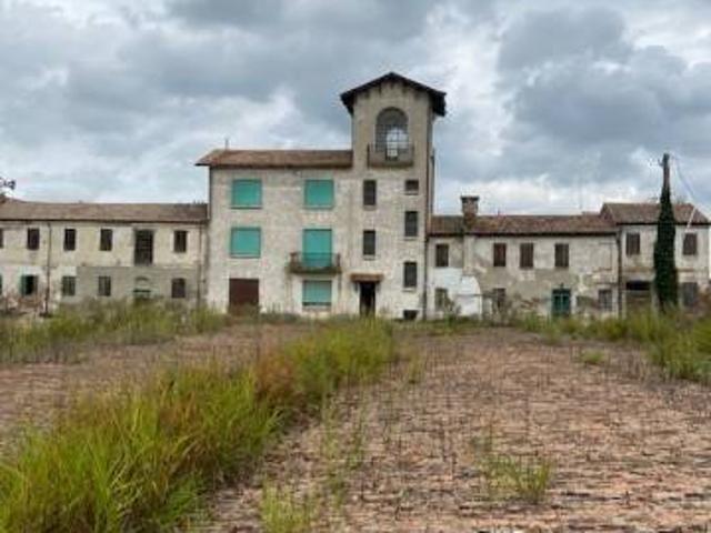 Rustico in vendita a Adria, Veneto