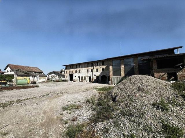 Rustico in vendita a Portogruaro, Veneto