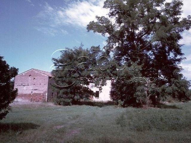 Rustico in vendita a Portomaggiore, Reggio Emilia