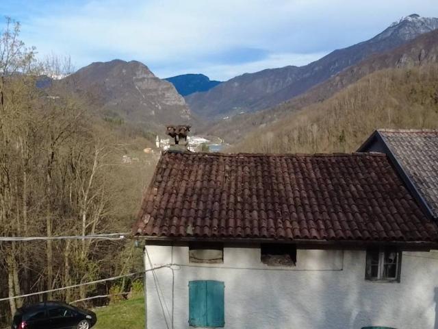 Rustico in vendita a Posina, Veneto