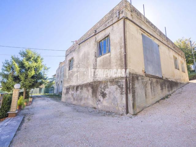 Rustico in vendita a Marche, Macerata