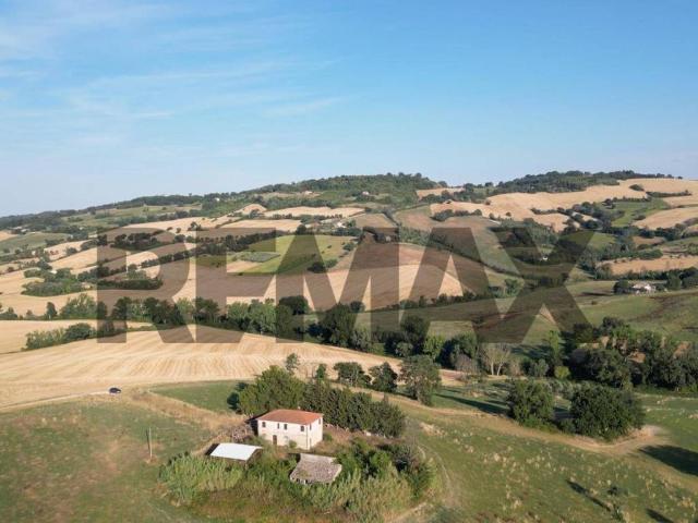 Rustico in vendita a Marche, Macerata