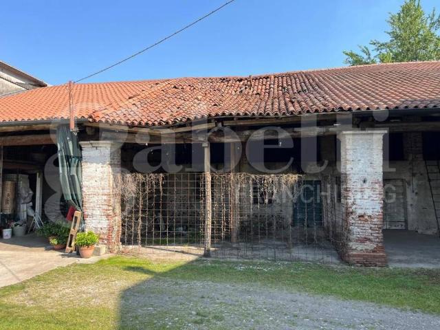 Rustico in vendita a Pozzoleone, Veneto
