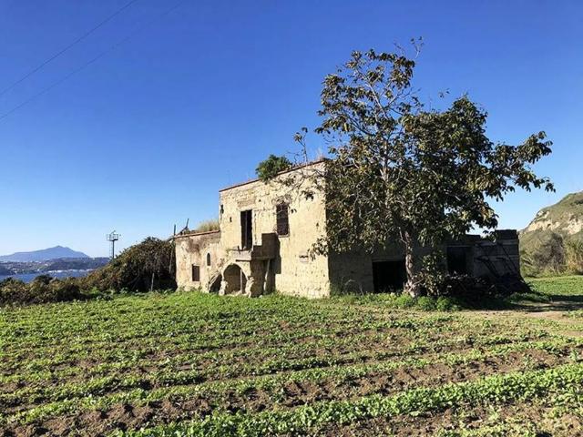 Rustico in vendita a Cigliano, Pozzuoli