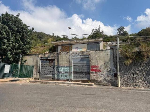 Rustico in vendita a Arco Felice, Pozzuoli