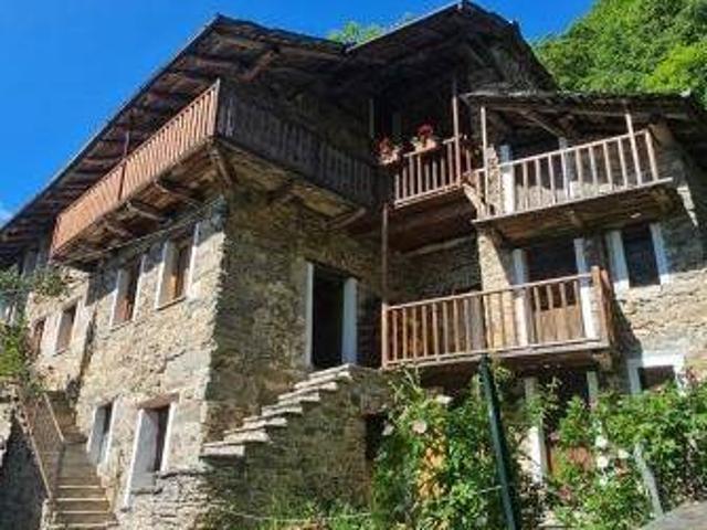 Rustico in vendita a Cialancia, Pradleves