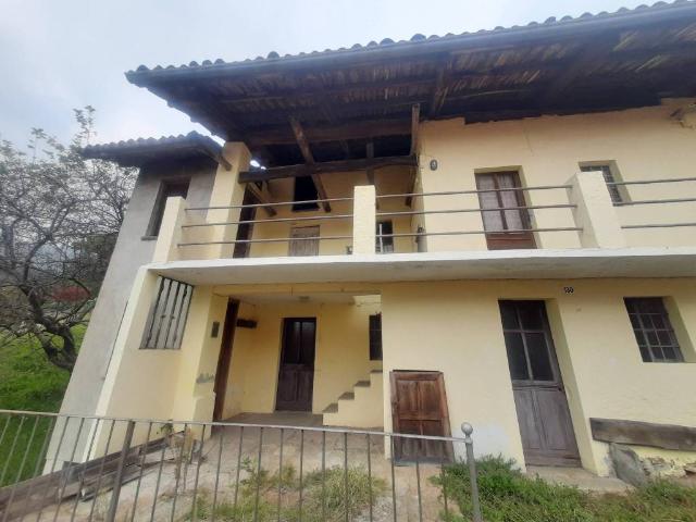 Rustico in vendita a Piemonte, Biella