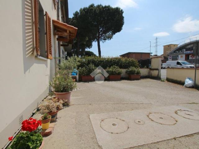 Rustico in vendita a Le Badie, Prato
