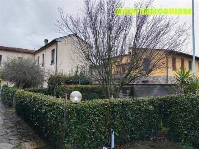 Rustico in vendita a Fontanelle, Prato