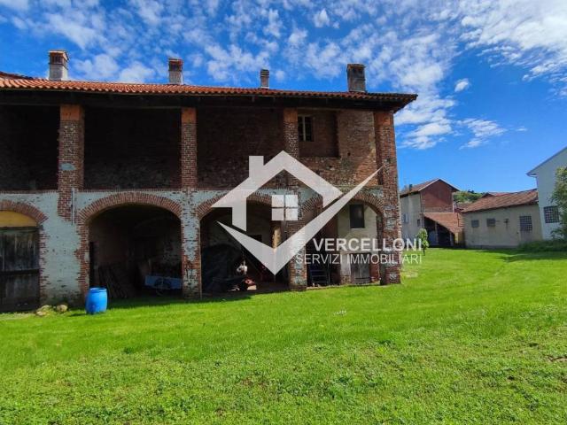 Rustico in vendita a Prato Vecchio, Prato Sesia