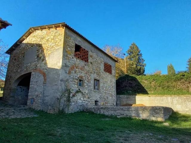 Rustico in vendita a Castel San Niccolò, Toscana