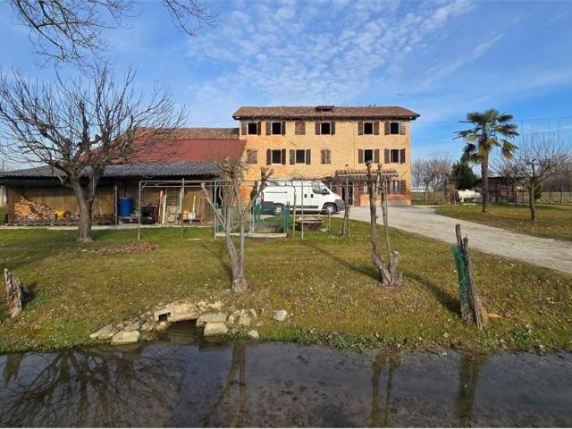 Rustico in vendita a Preganziol, Veneto