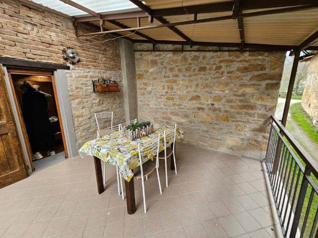 Rustico in vendita a Unione dei comuni del Distretto Ceramico, Prignano Sulla Secchia