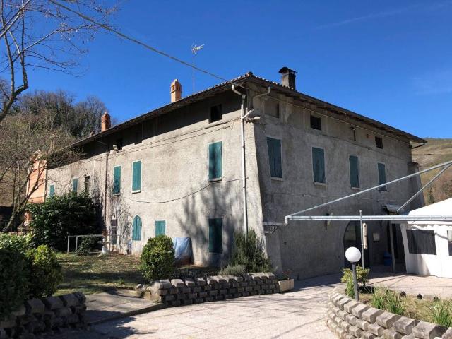 Rustico in vendita a Piane, Prignano sulla Secchia