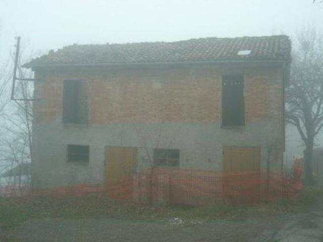 Rustico in vendita a Unione dei comuni del Distretto Ceramico, Prignano Sulla Secchia