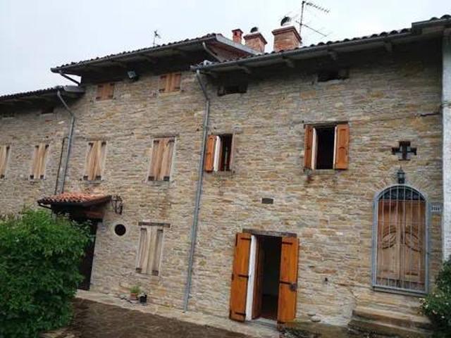 Rustico in vendita a Unione dei comuni del Distretto Ceramico, Prignano Sulla Secchia