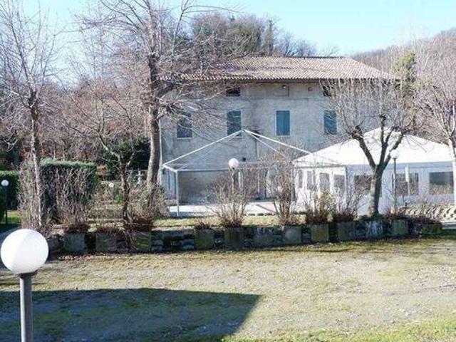 Rustico in vendita a Unione dei comuni del Distretto Ceramico, Prignano Sulla Secchia