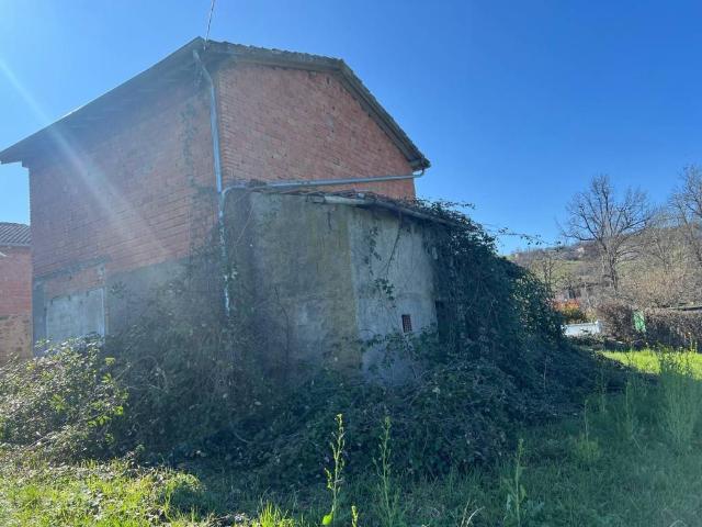 Rustico in vendita a Unione dei comuni del Distretto Ceramico, Prignano Sulla Secchia