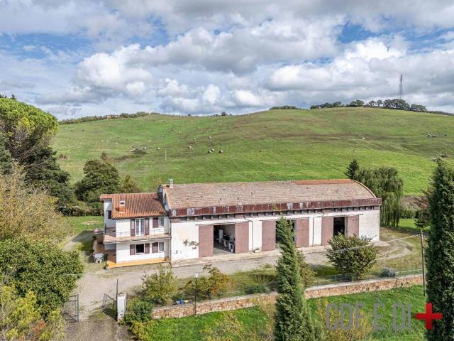 Rustico in vendita a Proceno, Lazio