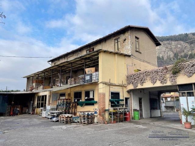 Rustico in vendita a Provaglio D'iseo, Lombardia
