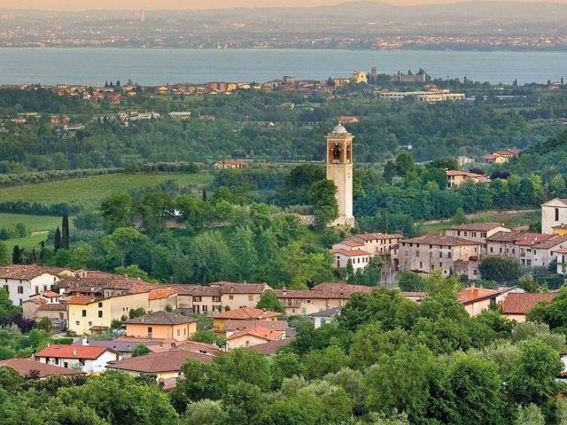 Rustico in vendita a Castello, Puegnago
