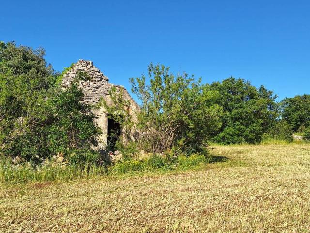 Rustico in vendita a Pin-Pen, Puglia