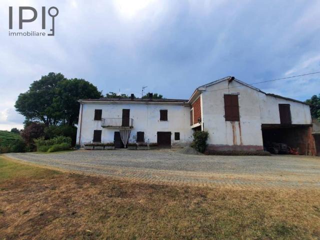 Rustico in vendita a Piemonte, Asti
