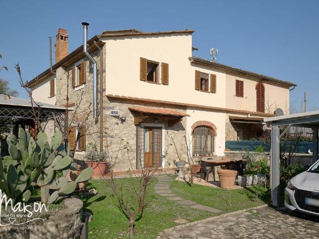 Rustico in vendita a Olmi, Quarrata