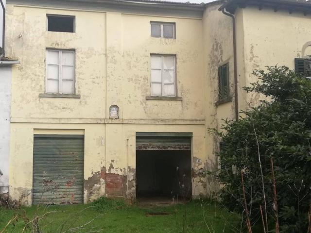 Rustico in vendita a Olmi, Quarrata