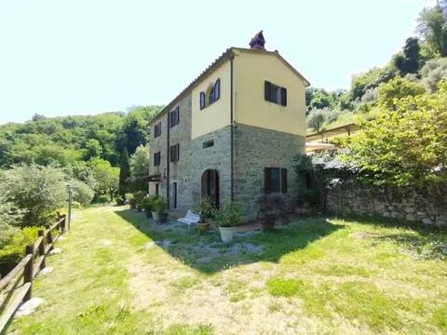 Rustico in vendita a Montorio, Quarrata