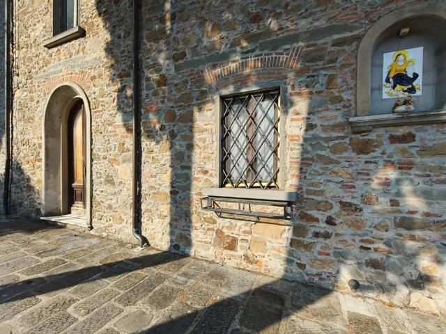 Rustico in vendita a Quarrata, Toscana